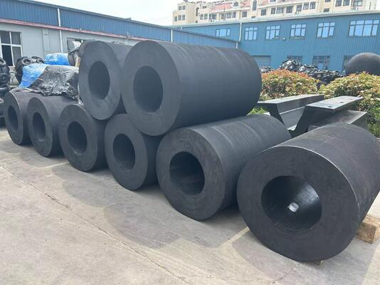 Chống khí hậu Vỏ cao su hình trụ có khả năng hấp thụ năng lượng cao, phù hợp với tàu kéo, tàu thuyền và tàu chở hàng