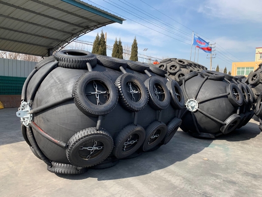 Yokohama Cylindrical Pneumatic Fenders - Có thể tùy chỉnh lên đến 4,5m