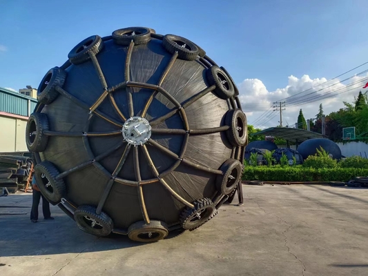 Yokohama Cylindrical Pneumatic Fenders - Có thể tùy chỉnh lên đến 4,5m