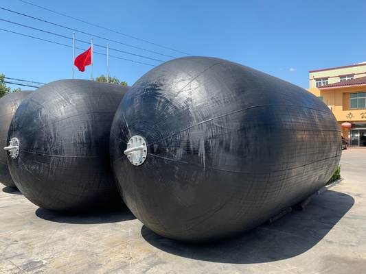 0.05-0.08Mpa cao su Yokohama Pneumatic Fender With Hot Galvanized Flange