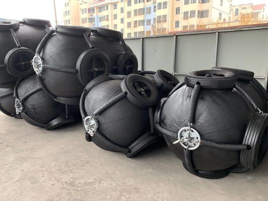 0.05-0.08Mpa cao su Yokohama Pneumatic Fender With Hot Galvanized Flange