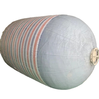 0.5-4.5m đường kính Yokohama Marine Fender với lực phản ứng thấp và 2 năm bảo hành