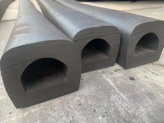 Cài đặt Bolted D loại cao su Fender cho bảo vệ đậu tàu tùy chỉnh