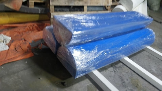 Cài đặt Bolted D loại cao su Fender cho bảo vệ đậu tàu tùy chỉnh