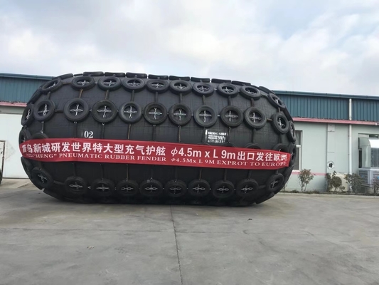 0.5-4.5m đường kính Yokohama Marine Fender màu đen cho các yêu cầu hải quân tùy chỉnh