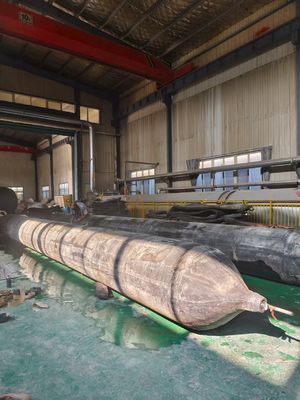 Máy phóng tàu túi khí 1,0m-35m Chiều dài cánh tay đơn / đôi 10-1000 tấn Năng lượng trọng lượng cho ngành công nghiệp đóng tàu