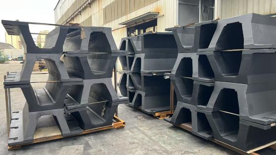 Vè chắn bùn cao su biển kiểu vòm, ít bảo trì và bền bỉ trong mọi điều kiện thời tiết