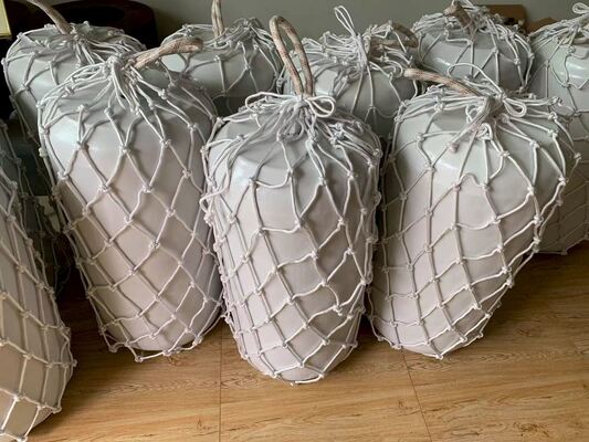 Vè chắn bùn xốp polyurethane và cao su được thiết kế để tránh va chạm và tăng cường bảo vệ va đập