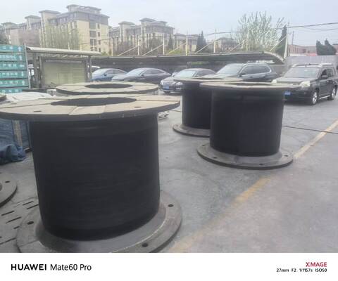 25°C To 80°C Cell Rubber Fenders Customizable Black Durable Marine Dock Bumpers Designed for Effective Impact Absorption
