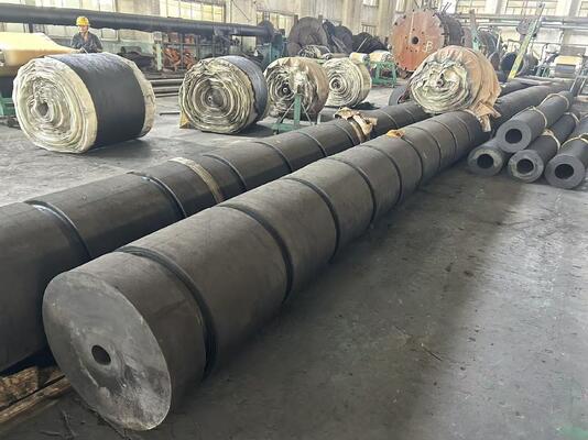 Fenders tàu kéo có độ cứng 70-85A, Tải trọng nặng, Khuôn và kỹ thuật ép đùn, Giải pháp bảo vệ hàng hải bền bỉ