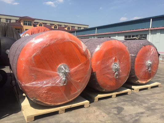 Lớp vỏ đầy bọt EVA rắn không có dấu vết bảo vệ bề mặt cho các cảng và tàu biển được hỗ trợ 24 tháng