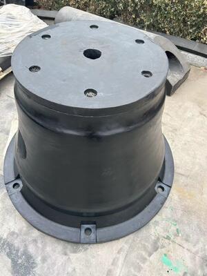 SGS phê duyệt con cao su Fenders cung cấp độ cứng 60-70 Shore A và chống thời tiết lý tưởng cho các hệ thống đậu tàu biển