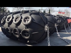 Chiếc xe cao su Yokohama vừa hoàn thành sản xuất.